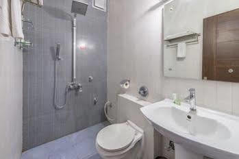Hotel Treebo Golden Pearl Koramangala Bangalore Esterno foto